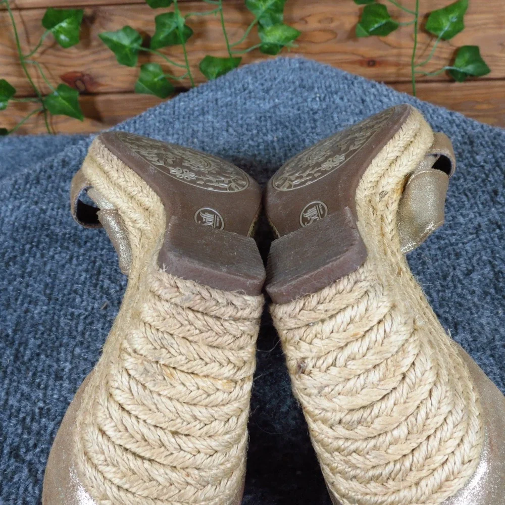 Sofft Mena Women Sandal Size 9 Espadrille Wedge‎ Casual Dress Gold Leather